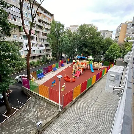 Apartment Mega Four